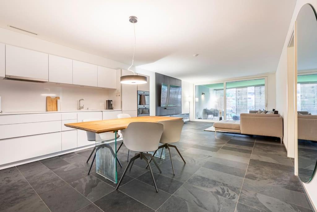 Luxus Wohnung mit Garten Zürich Exterior foto